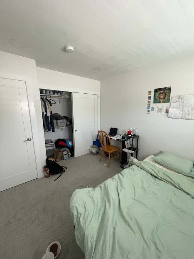 Alexis's room