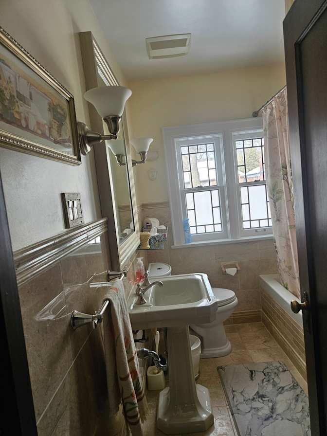 Scott Falkowski's room