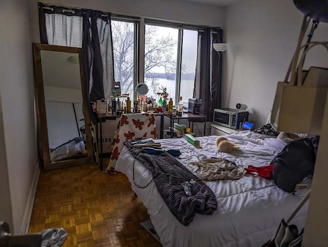 April-Anna Bremers's room