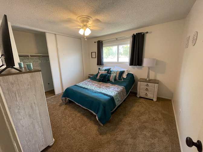 Deanna 's room