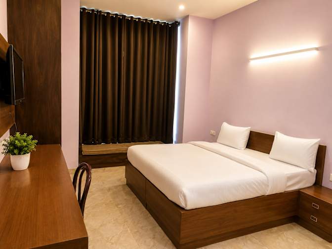 Tarun's room