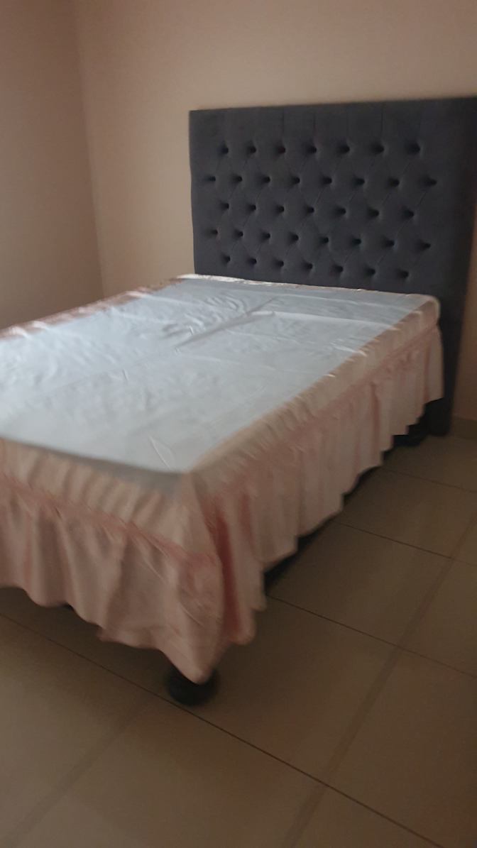 Sombu's room