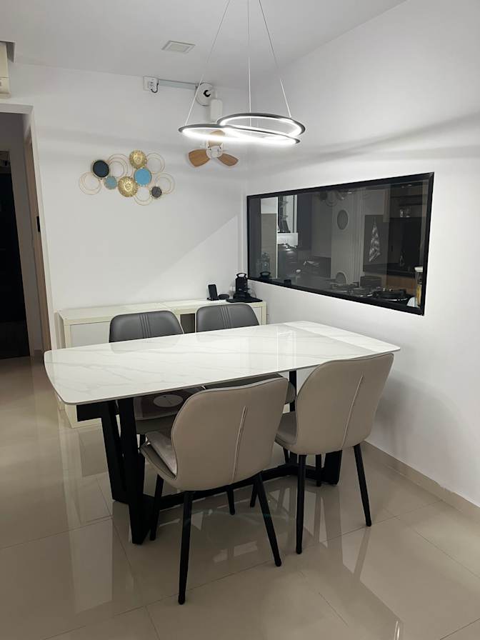 Menghwee's room
