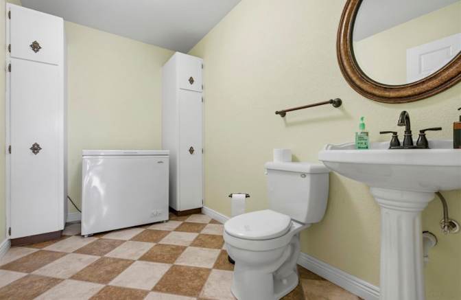 Preston's room
