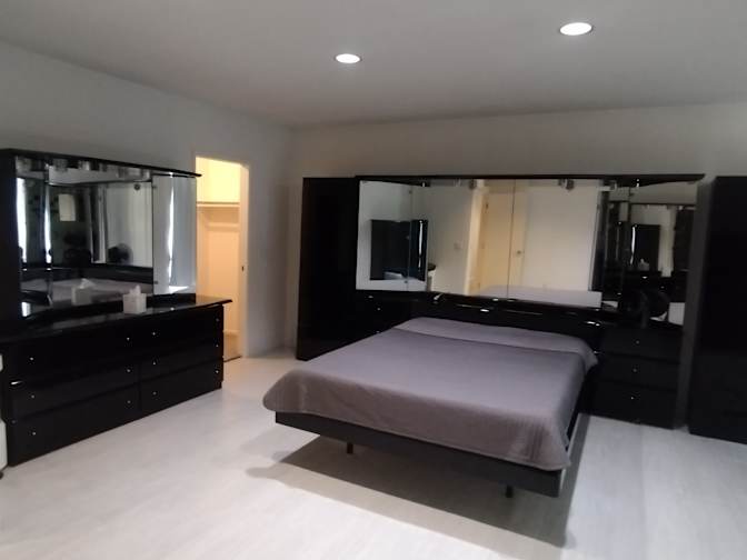 Lena and Lorenzo's room