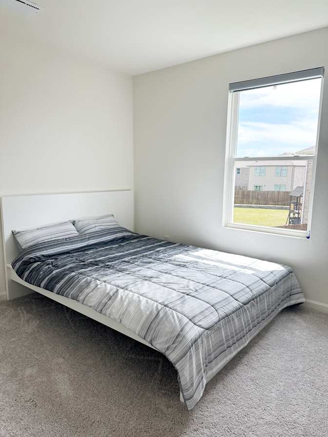 Annie's room