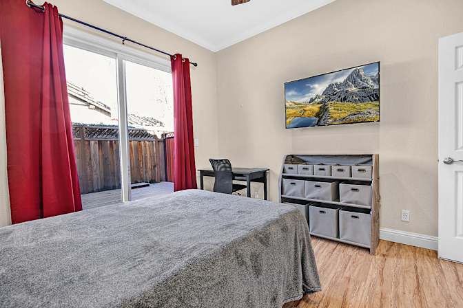 Steve's room