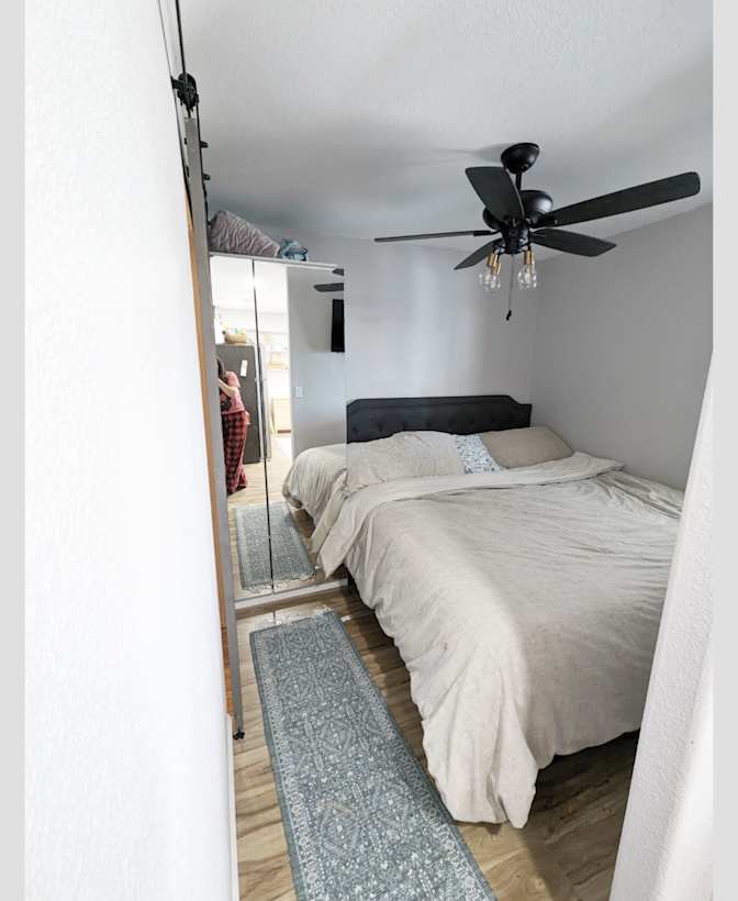 Amaris's room