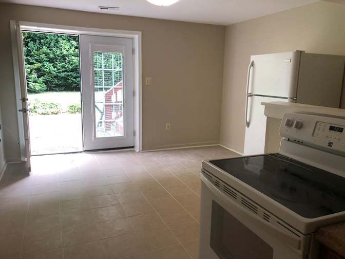 1150 sq^2 Woodbridge bright basement has a separate entrance and its own laundry room.'s room