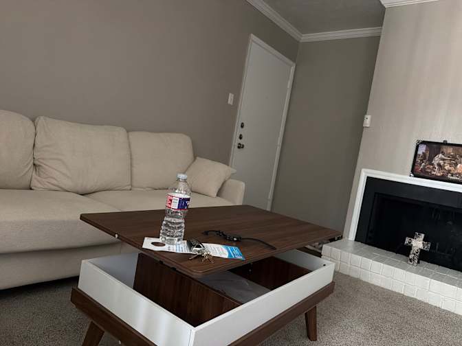 Solo's room