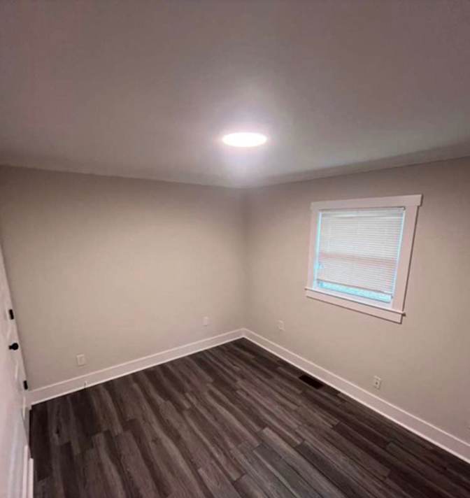 Alcove Rooms's room