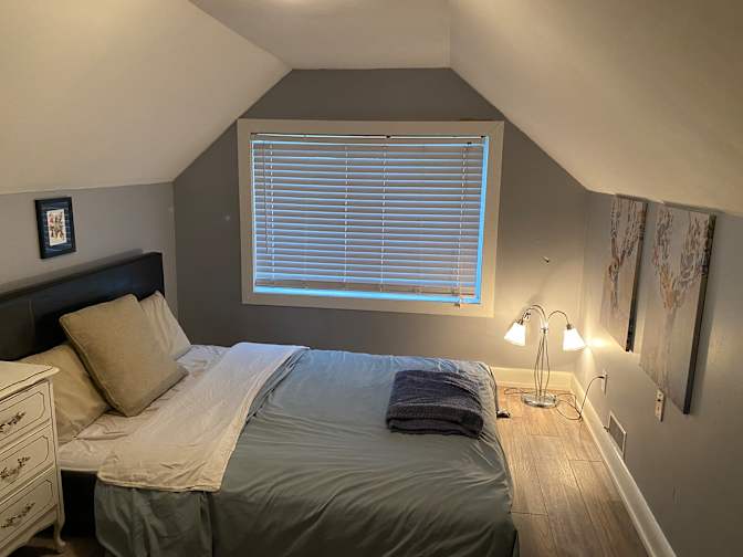 Lisa's room