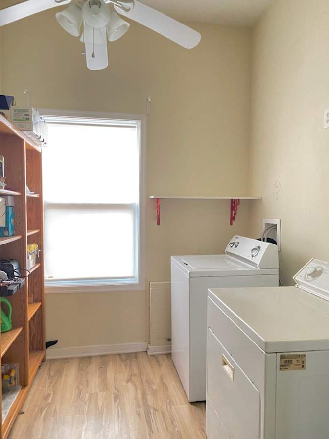 Carlos's room