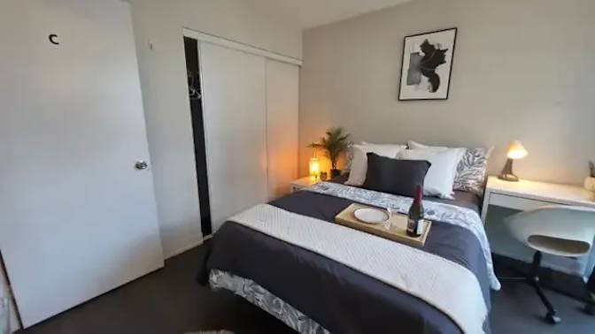 Emma's room