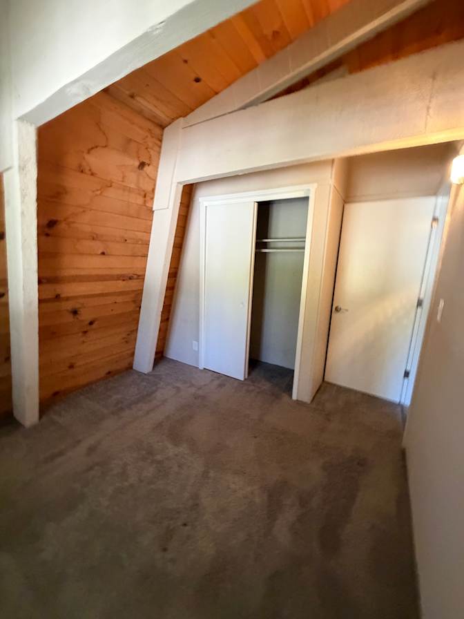 Kenny's room
