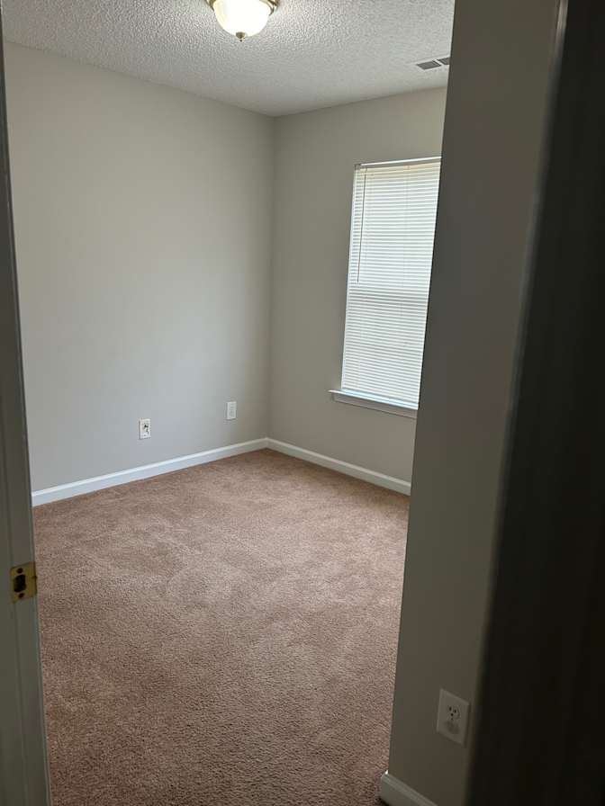 Alcove Rooms's room