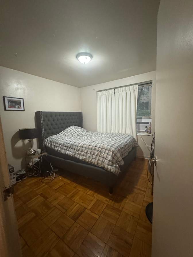 Kellz's room