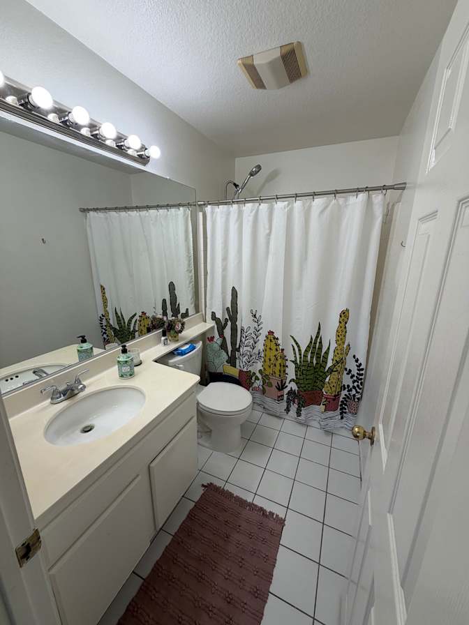 Emmy Azar's room
