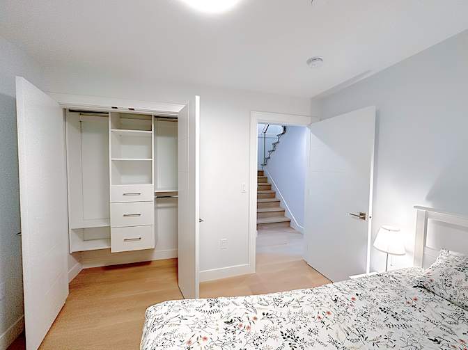 Shirin's room
