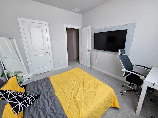 Anum's room