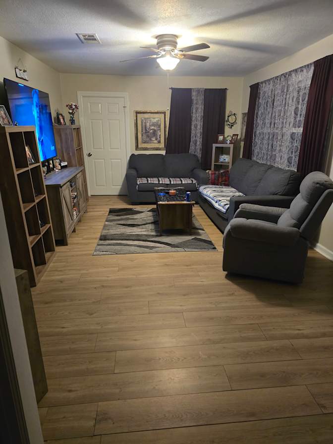 Denise  McConnell's room