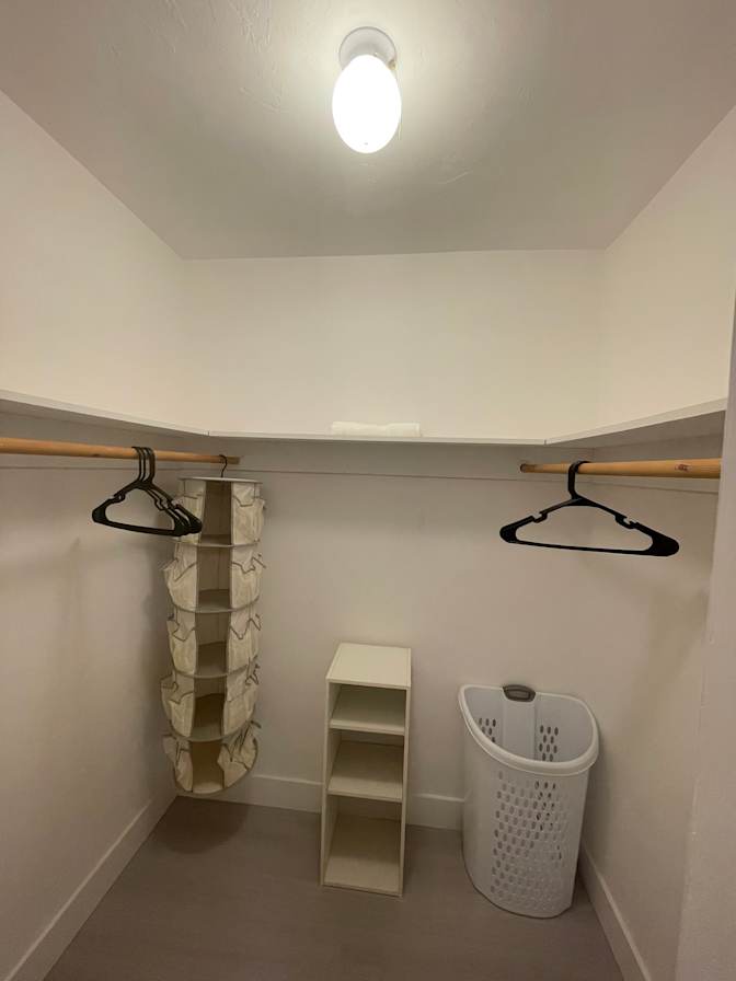 Juleidys's room