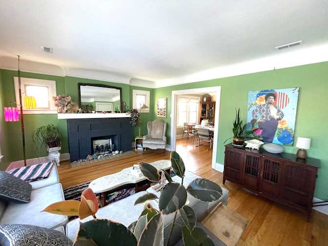 alison m heeres's room