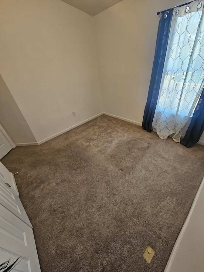 Jay Ash's room