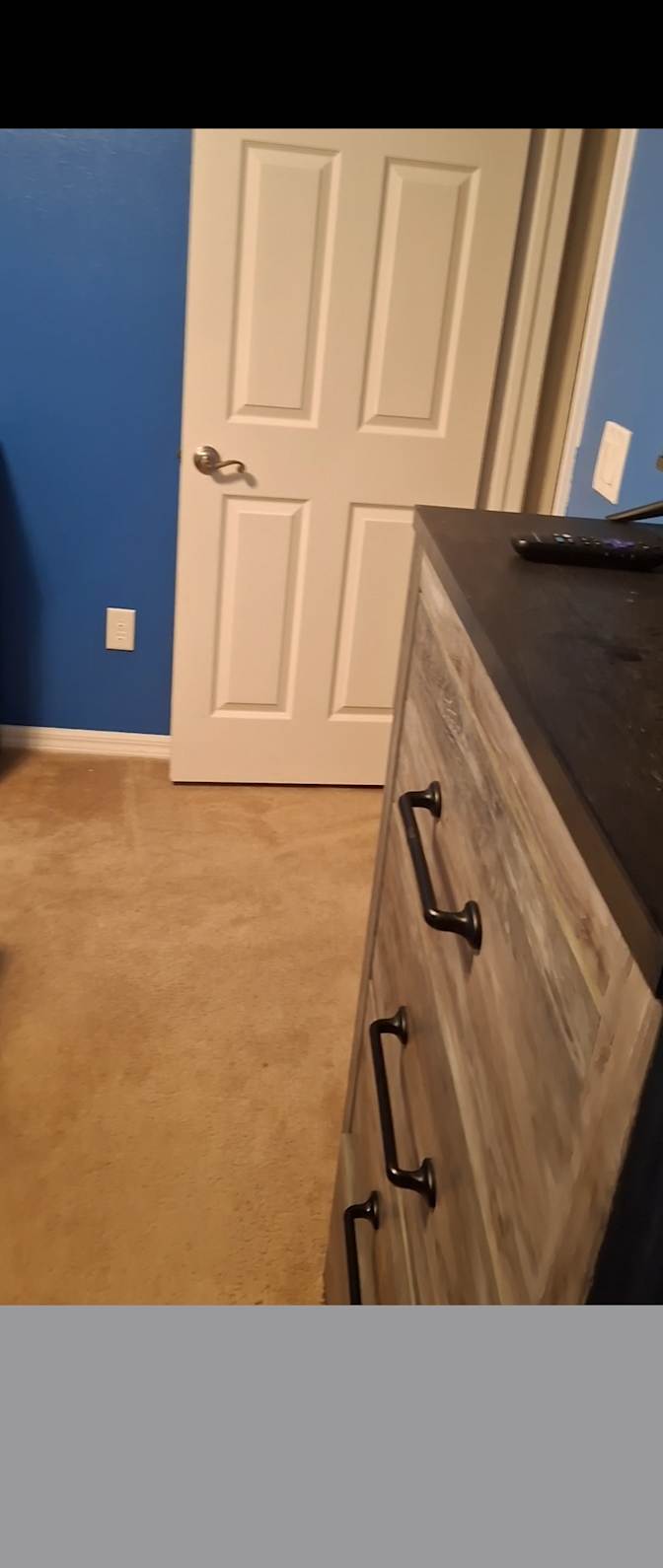 Latoya's room