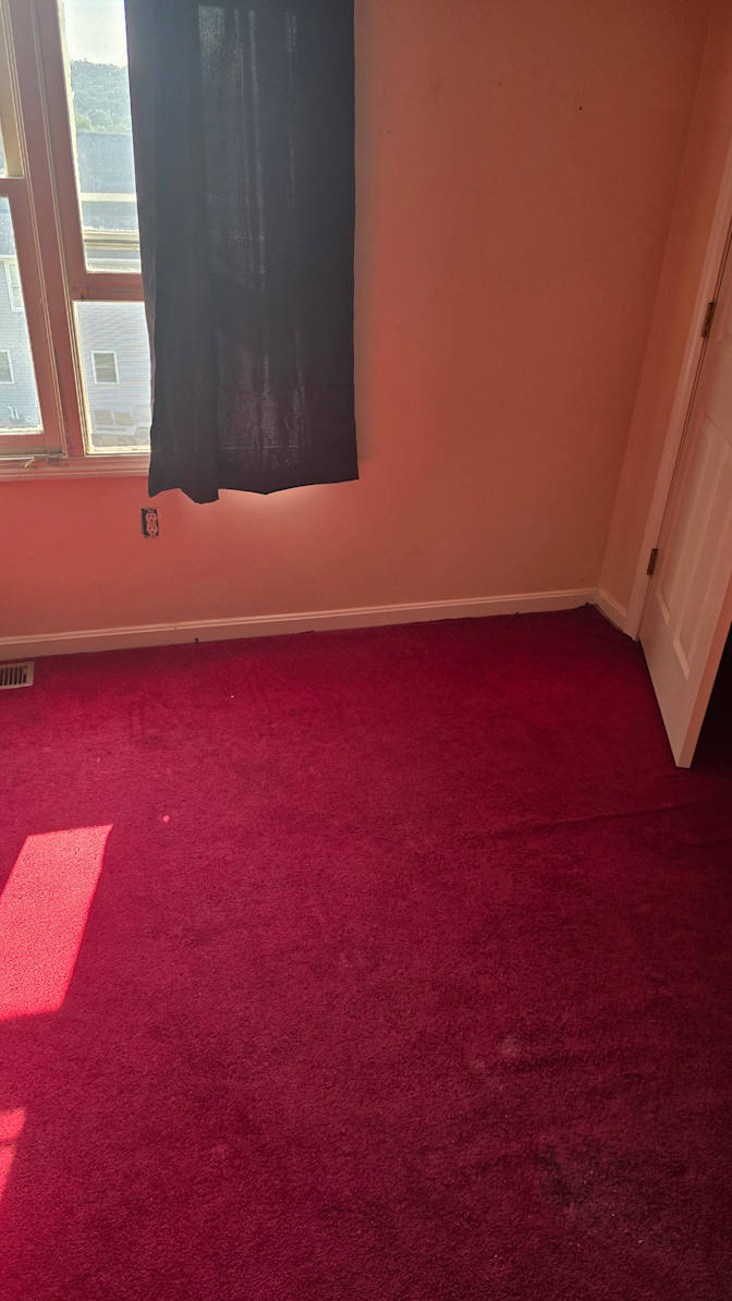 Juan's room