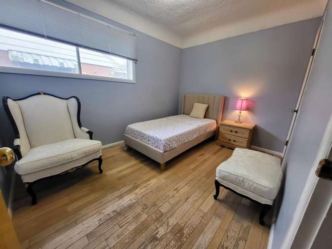 Samantha Luong's room