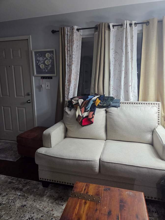 Arash Sharifimovahed's room