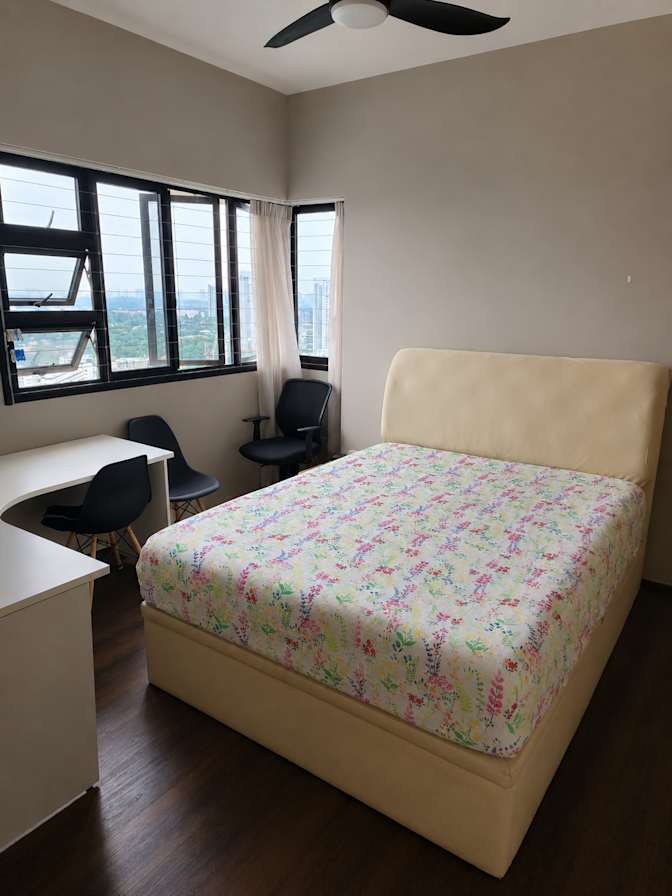 Benjamin Lim's room