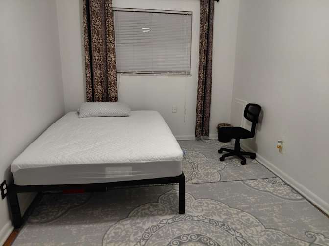 Steffan's room