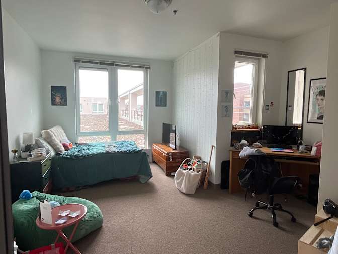 Isabella's room