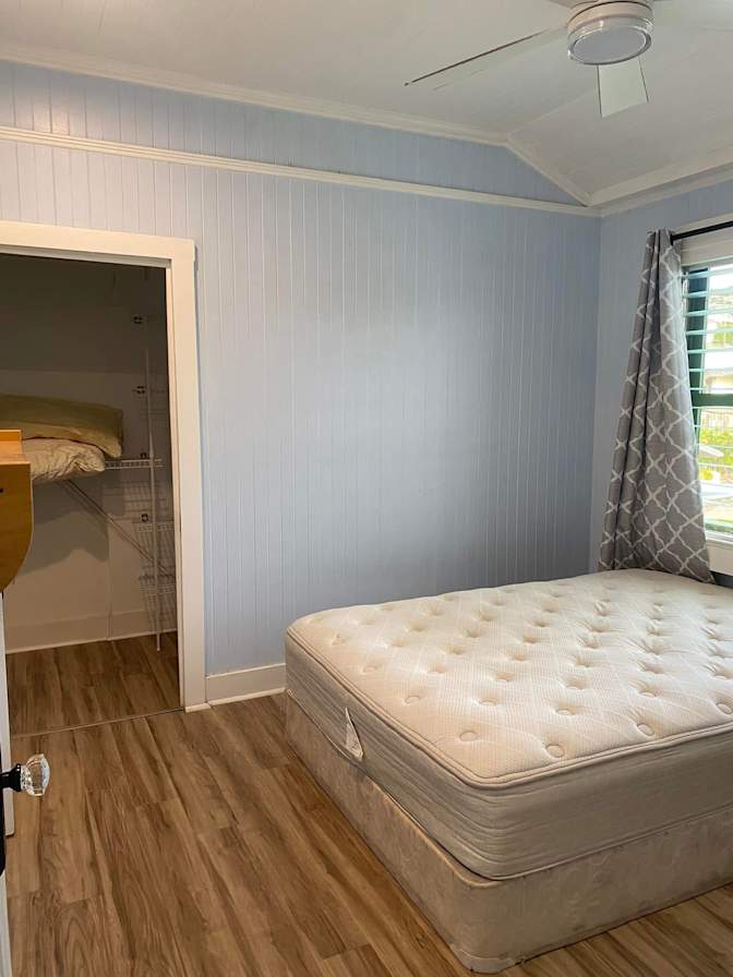Federico's room
