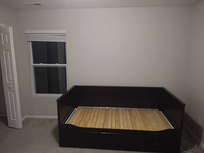 Thomas's room