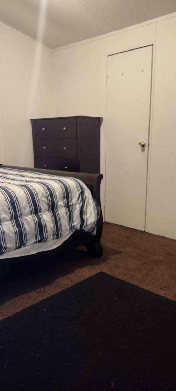 Mykh's room