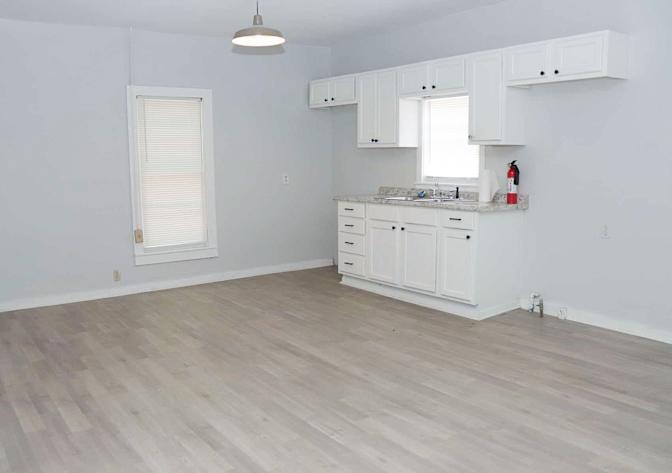 Grand Height Investments's room