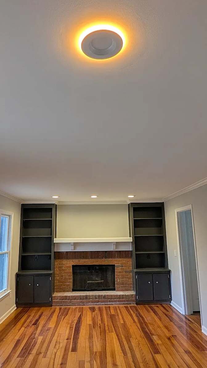 Alcove Rooms's room