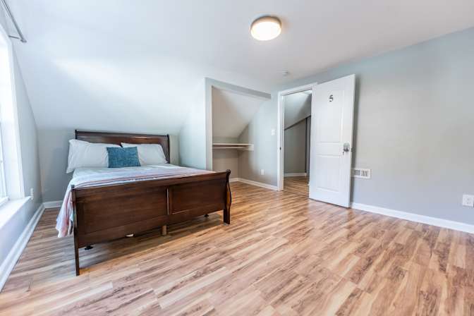 Anna's room