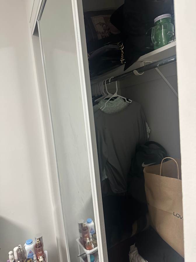 Samreenpreet Kaur's room