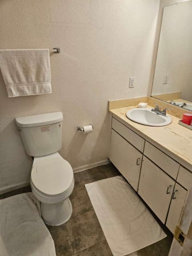 Chun's room