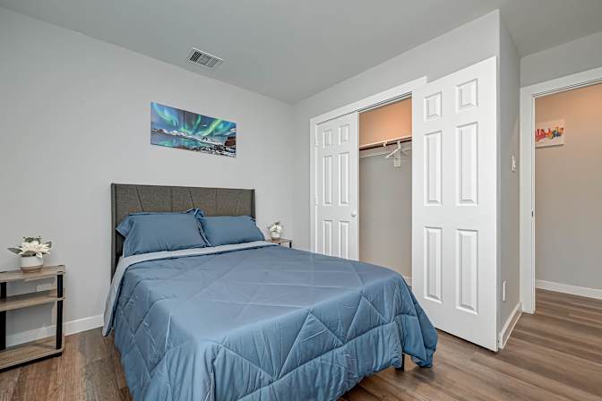 Felix's room