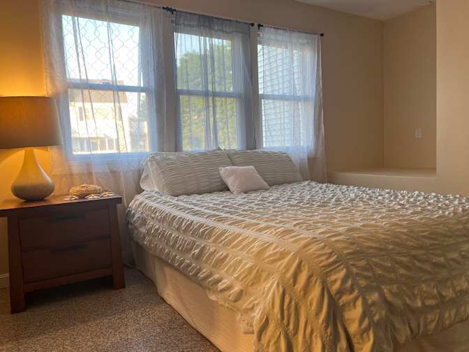 B Room's room
