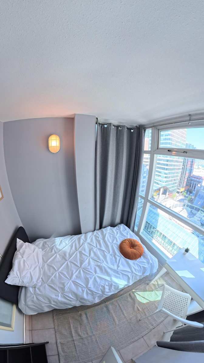 Van House's room