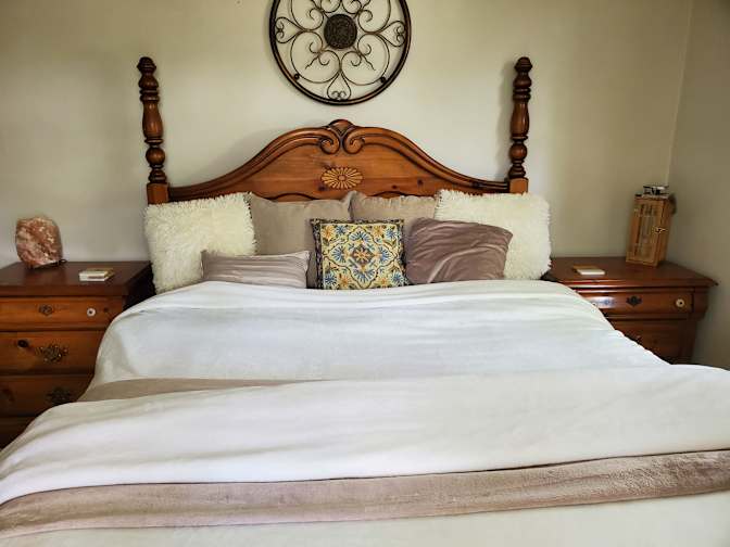 Jebbie's room