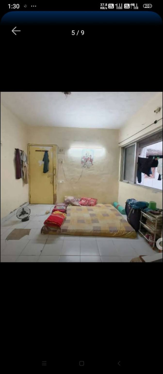 Swapnil's room