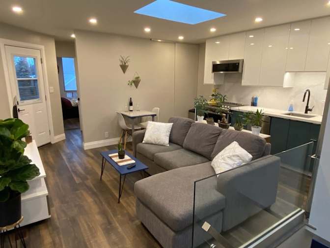 Madhav Kapoor's room