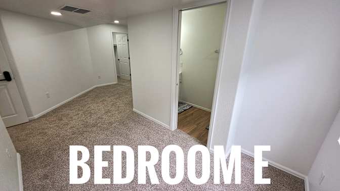 HomeCrew's room